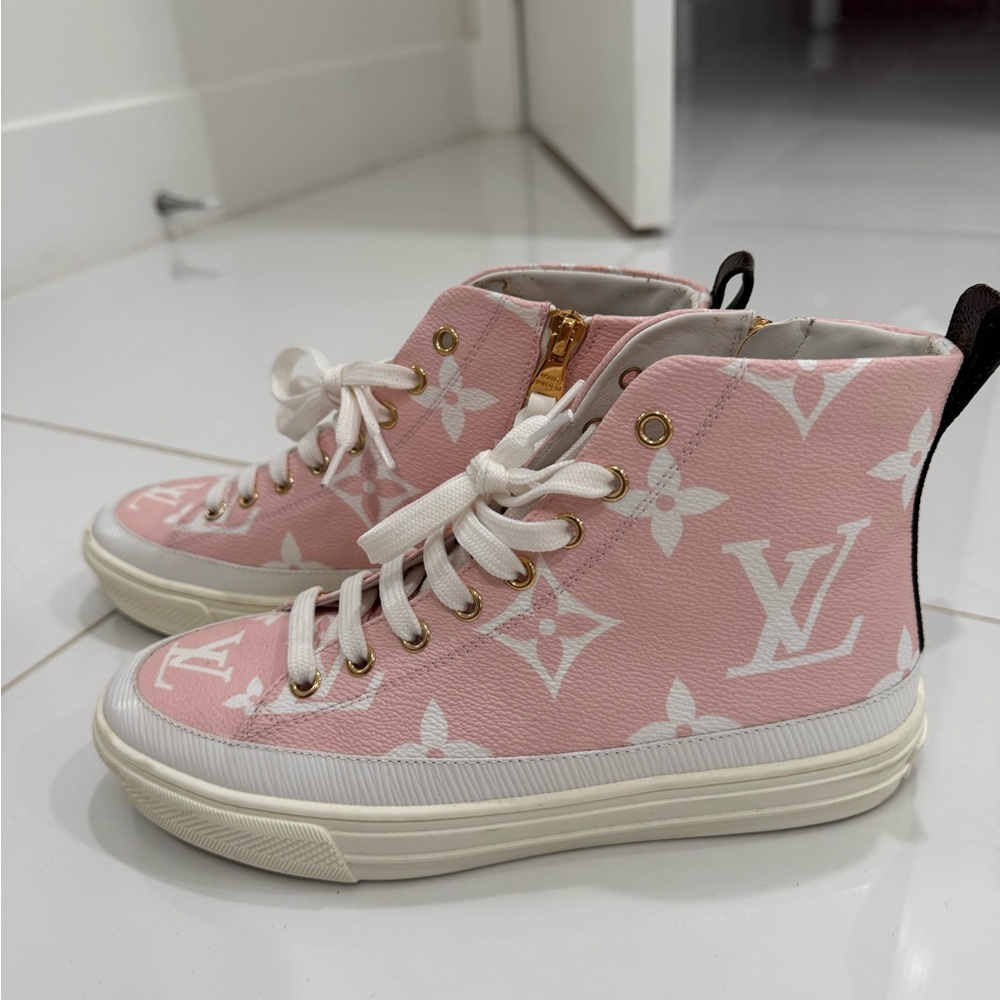 Louis Vuitton pink leather high top sneakers. Size 36. Worn once. Authentic